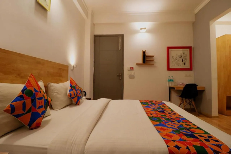 FabHotel The Glory