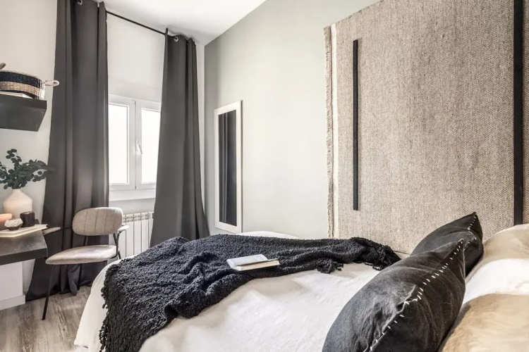 Ariege - 3 Bedrooms and Office in Trafalgar