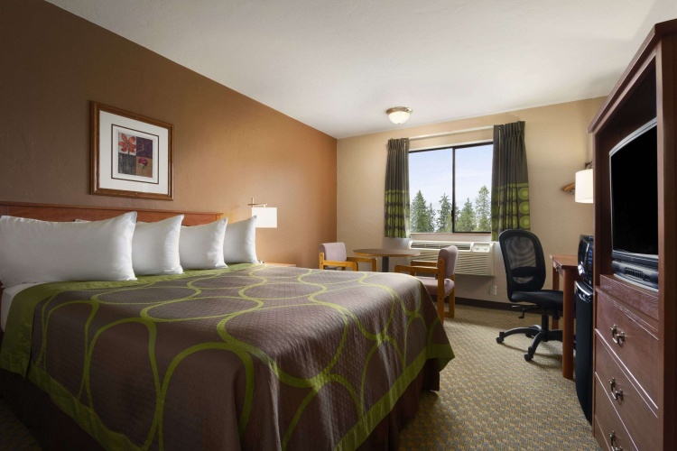Guest rooms