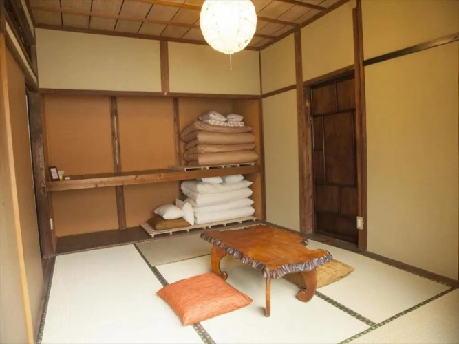 Standard Triple room