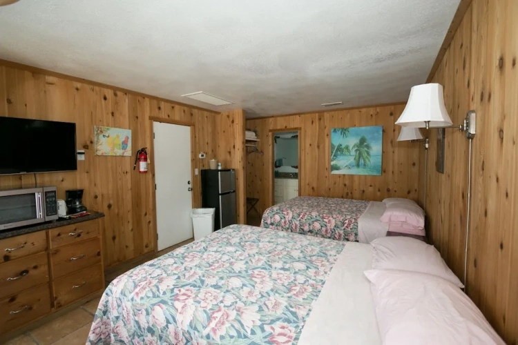 Standard Quadruple room with balcony and with view