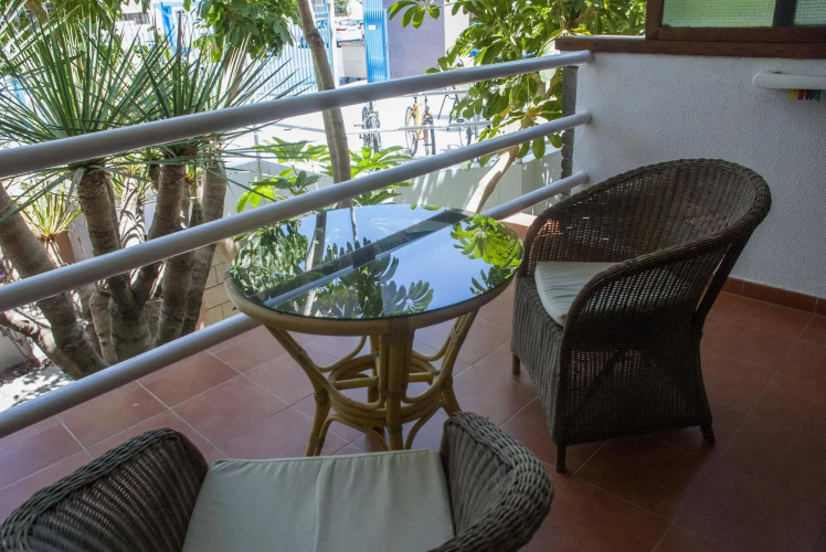 Apartamentos El Paseo