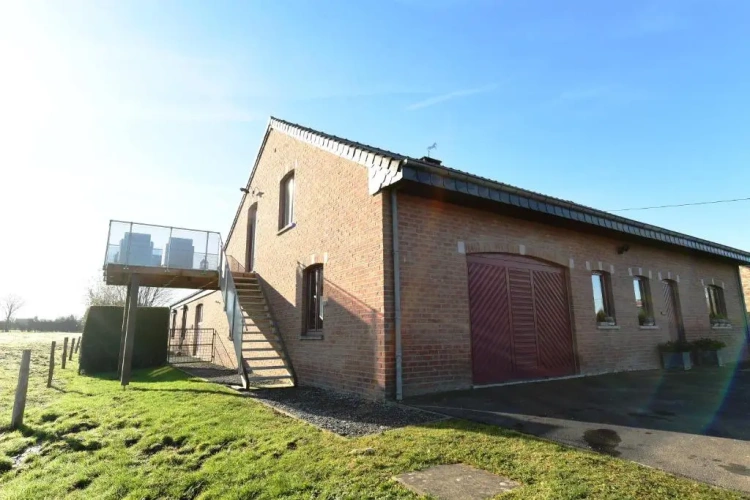 3 Bedrooms Double Apartment