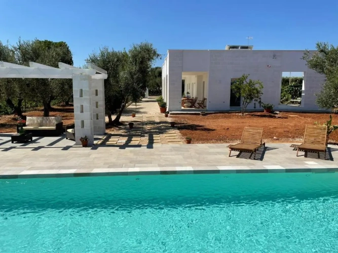 3 Bedrooms Villa