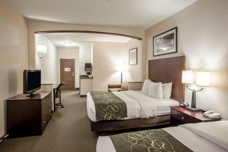 Comfort Suites Bloomington I-55 and I-74