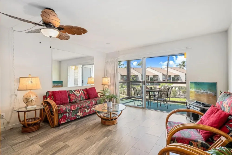 Hale Kamaole 210 in Kihei