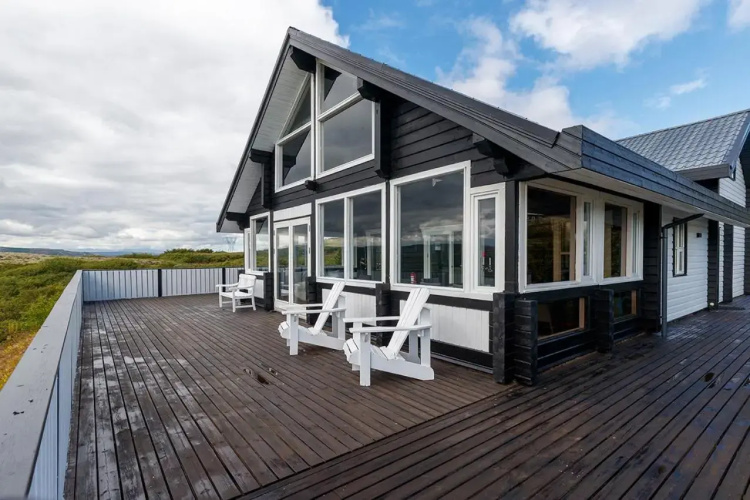 Blue Viking Luxury Cabin