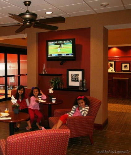 Hampton Inn Branson - Branson Hills photo 33