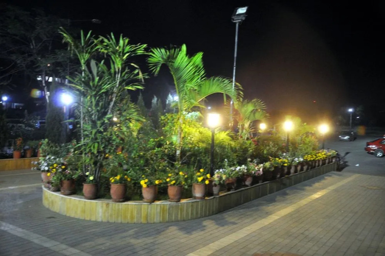 Hotel Shiraaz 2