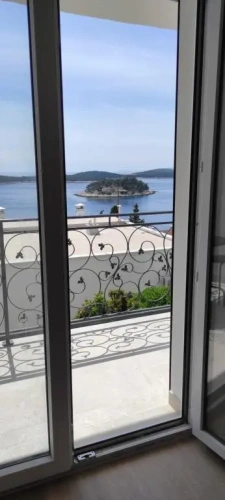 Deluxe Double room with balcony and with sea view