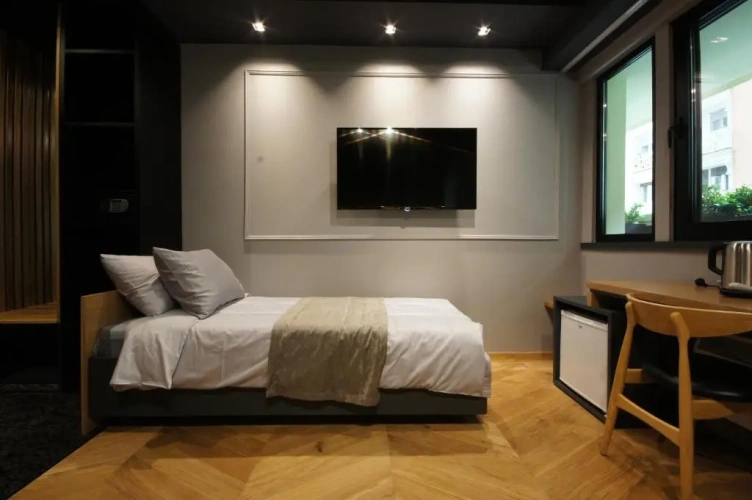 Standard Twin room with balcony and with view