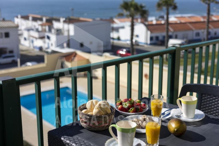 Apartment with sea view