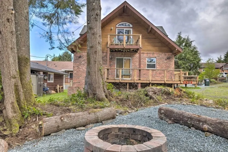 3 Bedrooms Cottage with balcony