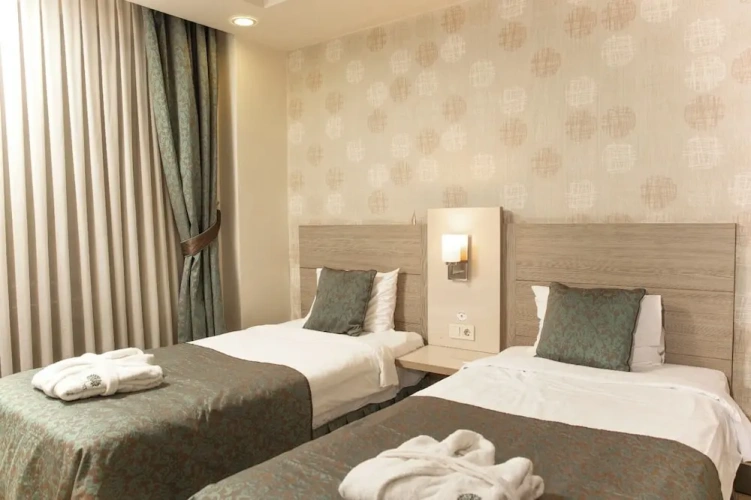 Standard Double room with view