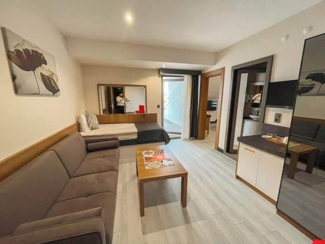 1 Bedroom Superior Double Suite