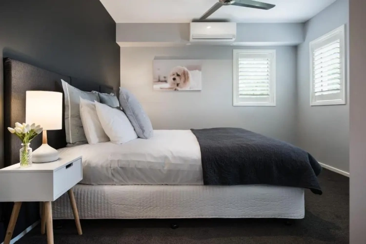 2 Bedrooms Cottage