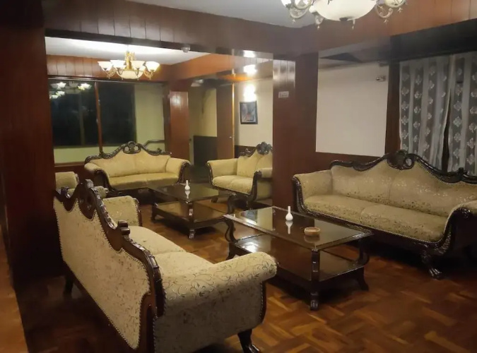 Hotel De Villa