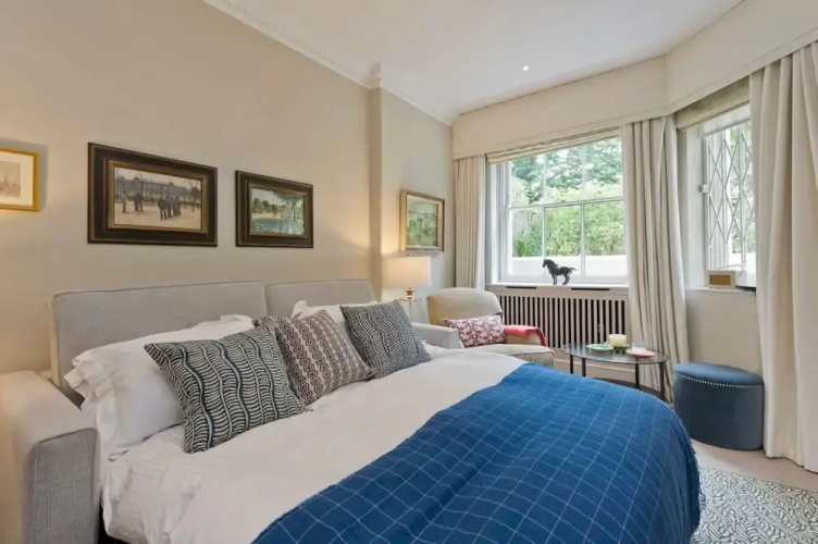 Studio Flat w Garden Access Holland Park