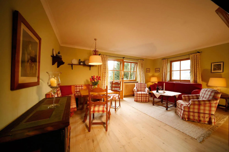 Landsitz Römerhof - Hotel Apartments