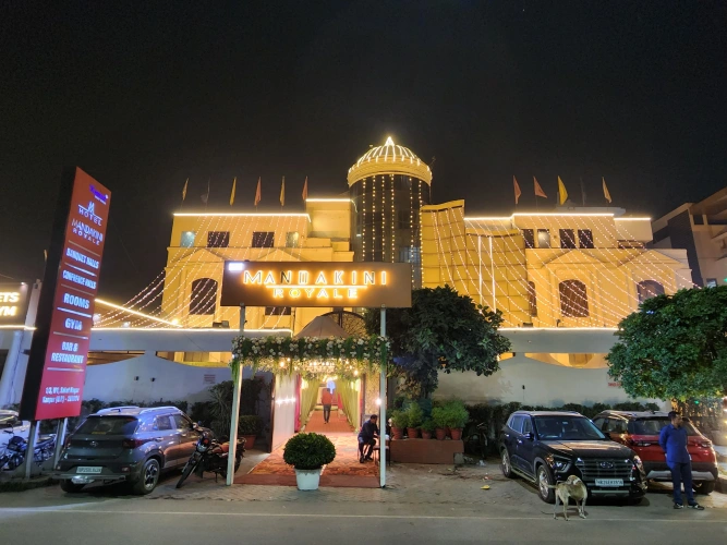 Goroomgo Mandakini Royale Kanpur