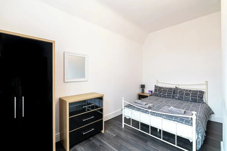 Two Bedroom Apartment by Guestz
