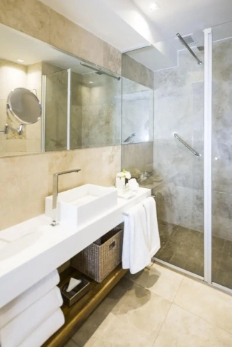 Deluxe Double Suite