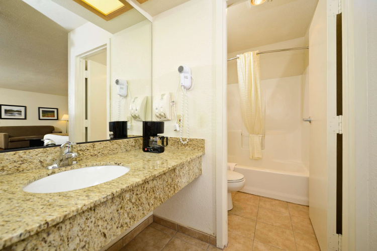 Best Western Sawmill Inn photo 11