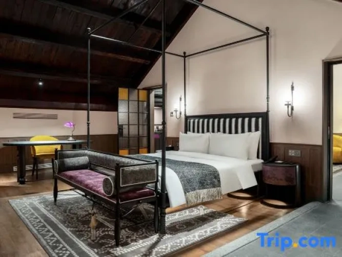 Superior Double Suite