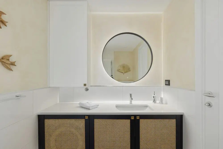 Dimitris Residence