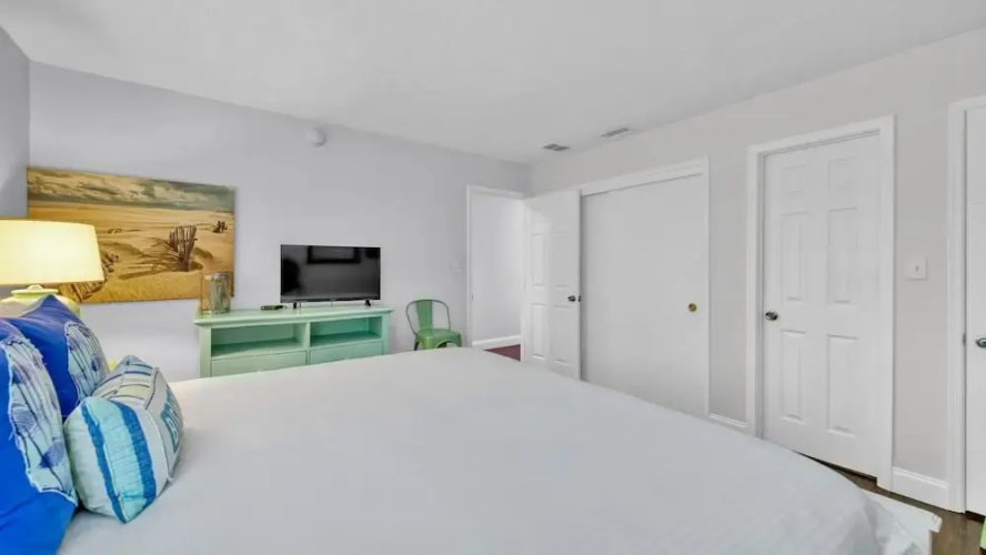 Crystal Villas 12B