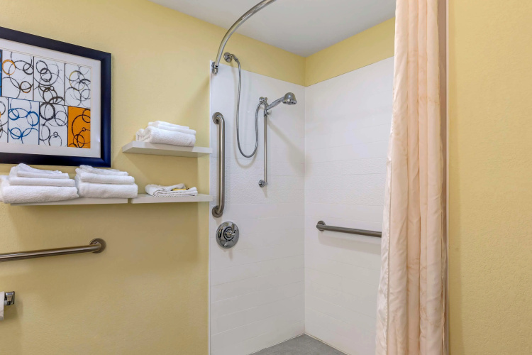 Best Western Plus North Shore Hotel photo 10