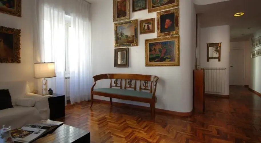 Bolzano Halldis Apartment