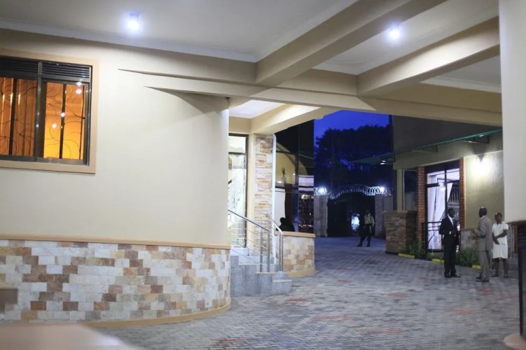 Marie's Royale Hotel