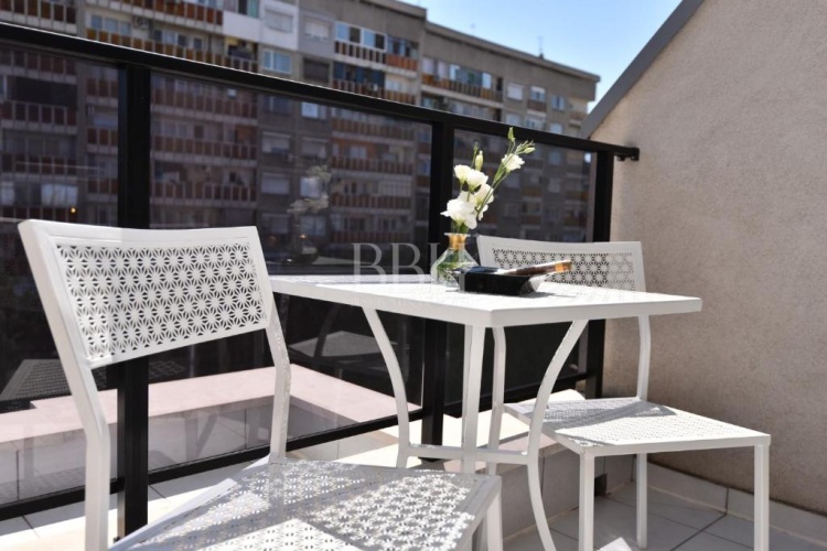Standard Twin room with balcony