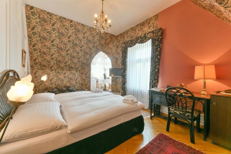 Standard Family room