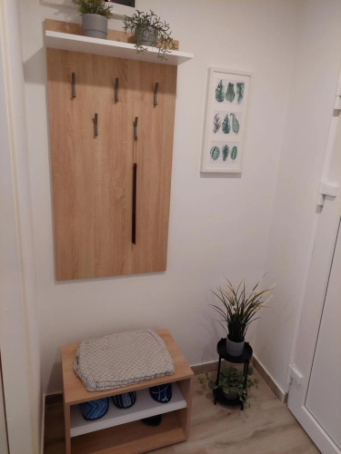 Street apartment