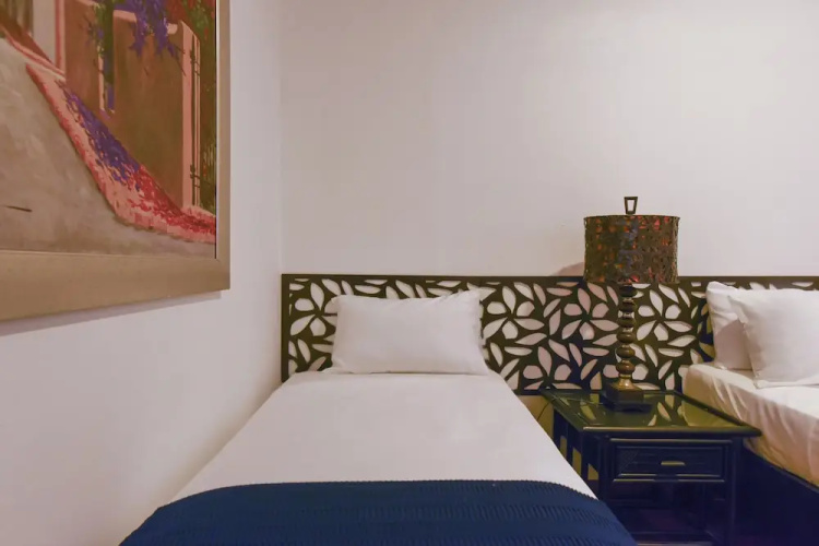 PH 19 Guesthouse