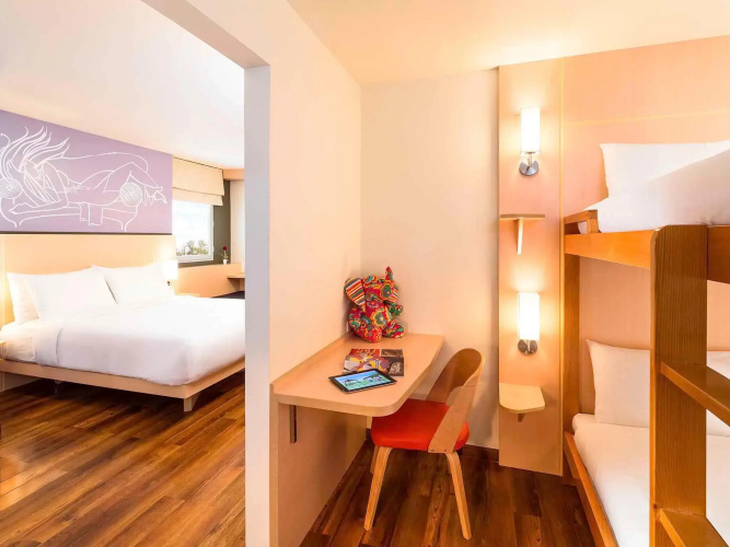 ibis Vientiane Nam Phu