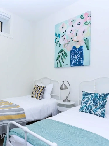 Economy Suite