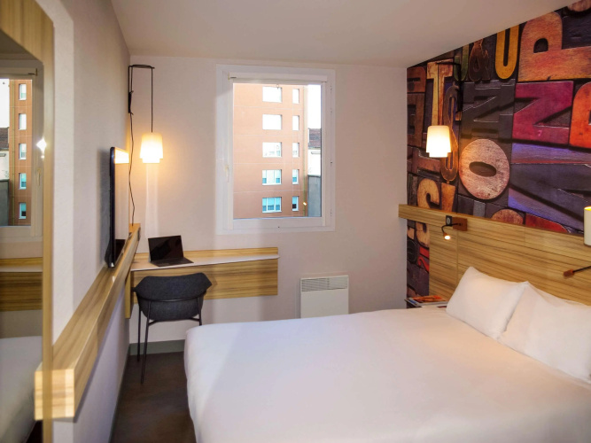 greet Hotel Paris porte de la Chapelle - Aréna