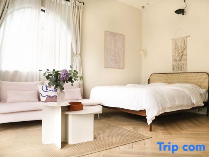 Standard Double room with garden view