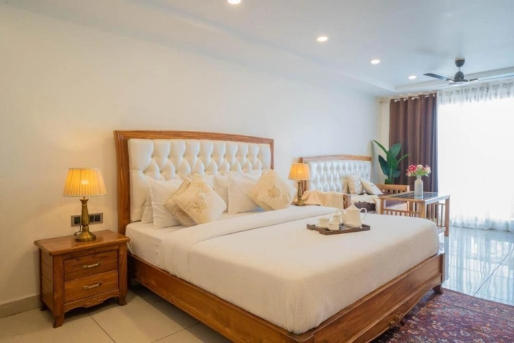 Family Suite with balcony and with mountain view