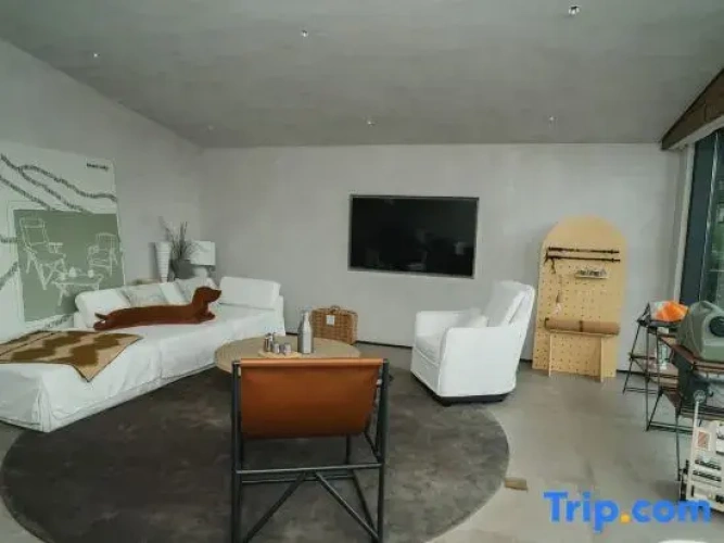 2 Bedrooms Camping