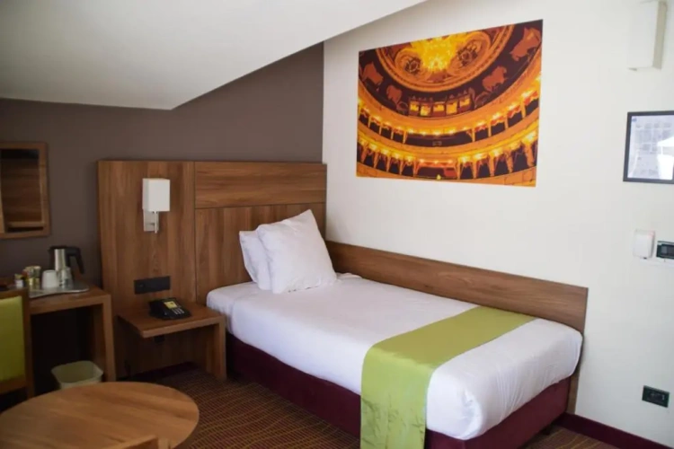 Standard Single room