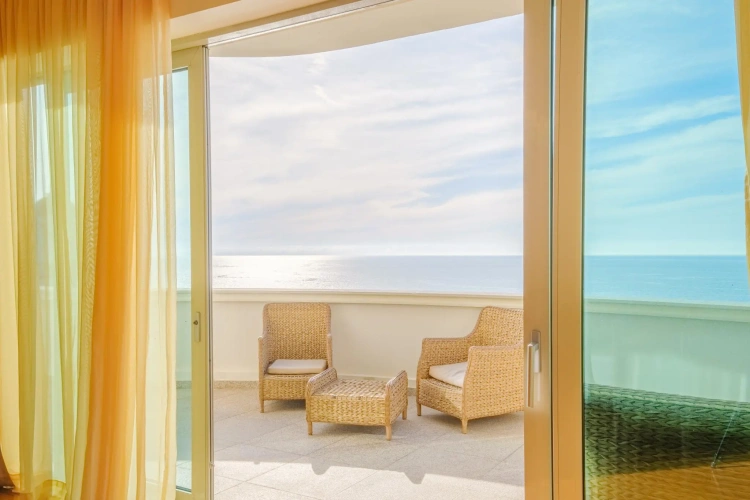 2 Bedrooms Suite