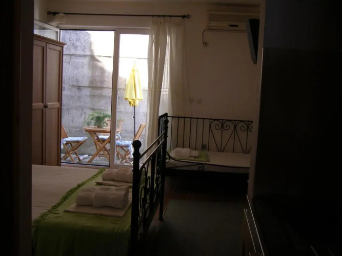 Palastura Apartments