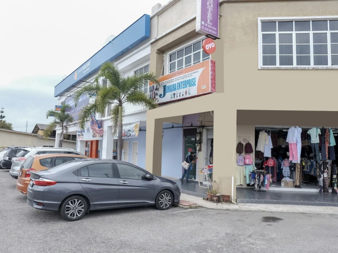 Oyo 90180 Gemilang Hotel Kerteh