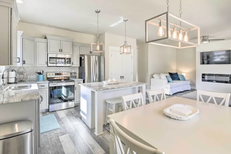 3 Bedrooms Cottage