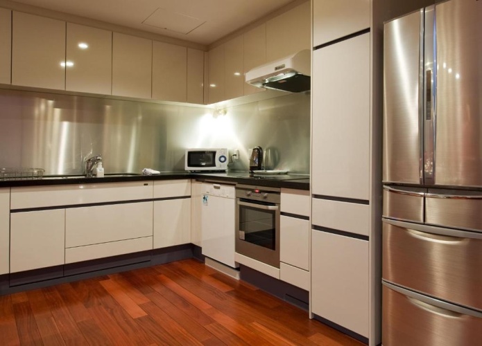 3 Bedrooms Apartment