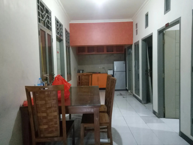 KoolKost @ Jalan Poros Maros